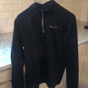 NIKE Quarter Zip 🖤 Medium